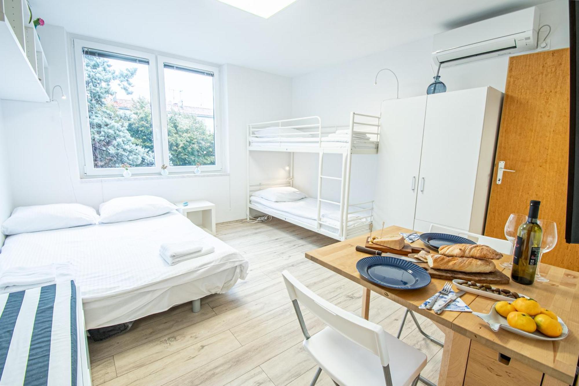 Umag Center Apartment Parking By Rentistra المظهر الخارجي الصورة